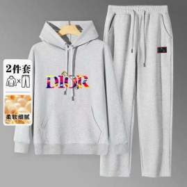 Picture of Dior Sweater Suits _SKUDiorM-4XL11Lr23538553